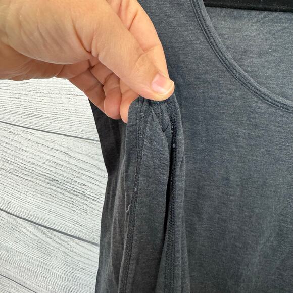 Lululemon Active Women's Dark Gray Long Sleeve Lightweight Tee - Picture 7 of 9